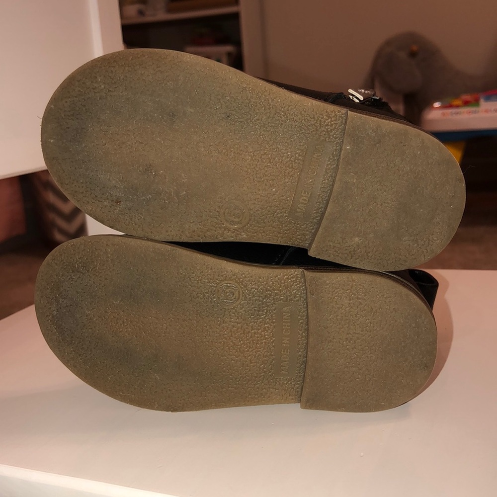 GAP Shoes Toddler Moto Booties - Picture 6 of 6